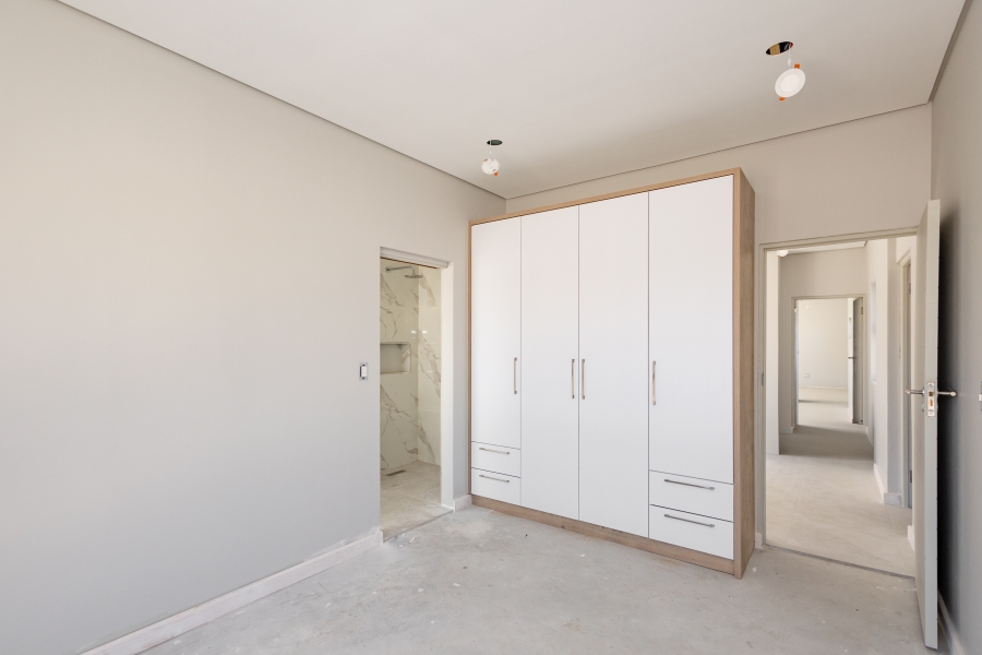 4 Bedroom Property for Sale in Sandown Western Cape